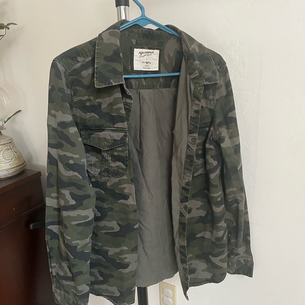 Camo Jean jacket by Arizona Jeans Co size L